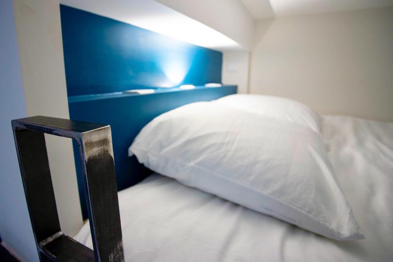 Tiny Stud Apartment โป ภายนอก รูปภาพ